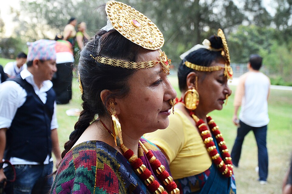 Limbu women performing Kelang dance at the 2012 Udhauli festival in Sydney